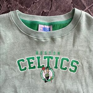 ⭐️NWOT NBA BOSTON CELTICS Ladies Green Sweatshirt | Sporty Basketball Fanwear